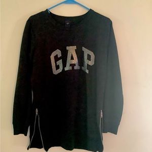Small Grey GAP sweater with zipper details